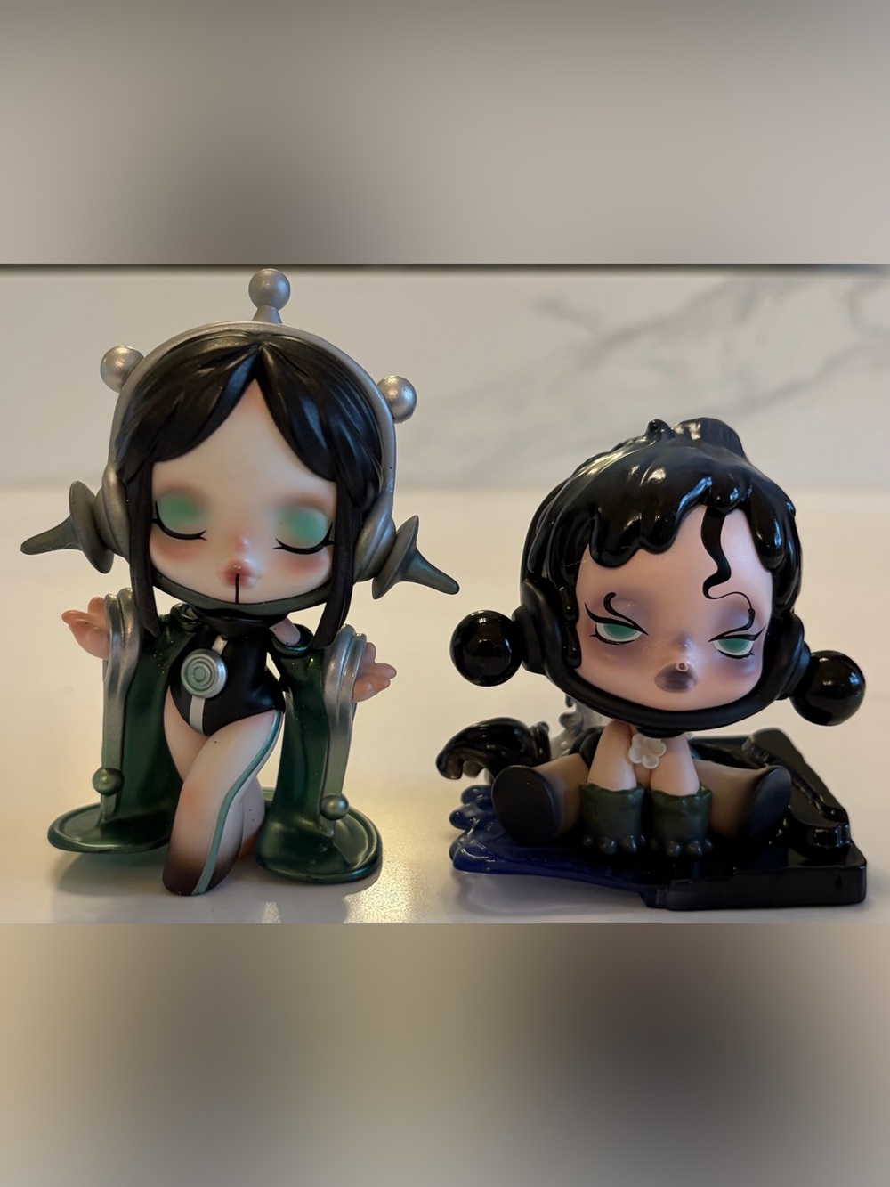 Pop Mart Skullpanda Bundle: The Serenity & The Courtyard Figures